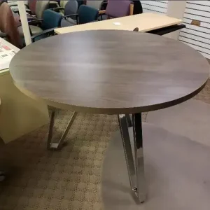 Round Table 35" Tall